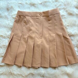 Beige mini skirt